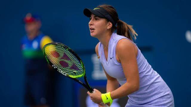 长期效力于 长期效力于