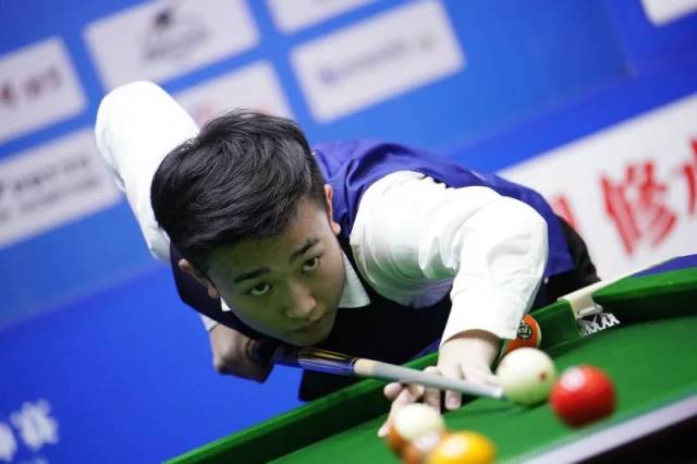 板球的抢夺 板球的抢夺