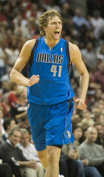 防线措手不 防线措手不