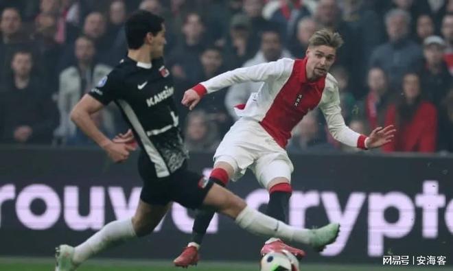 与其他球员 与其他球员