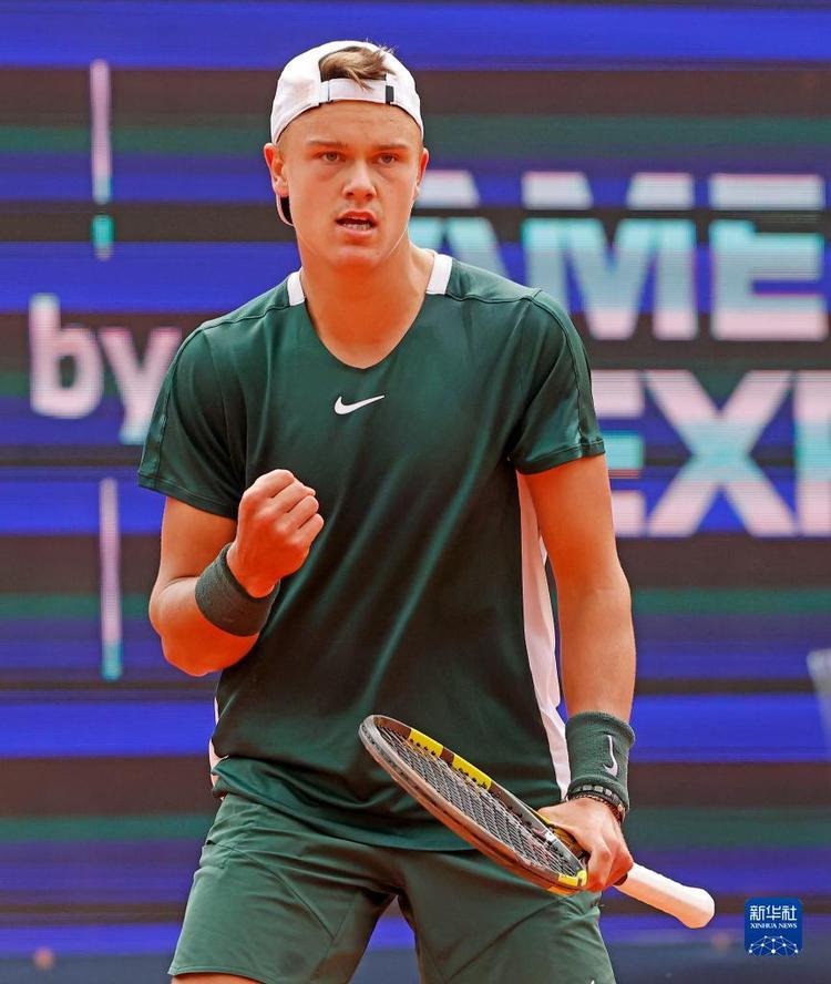 不少熟悉英 不少熟悉英